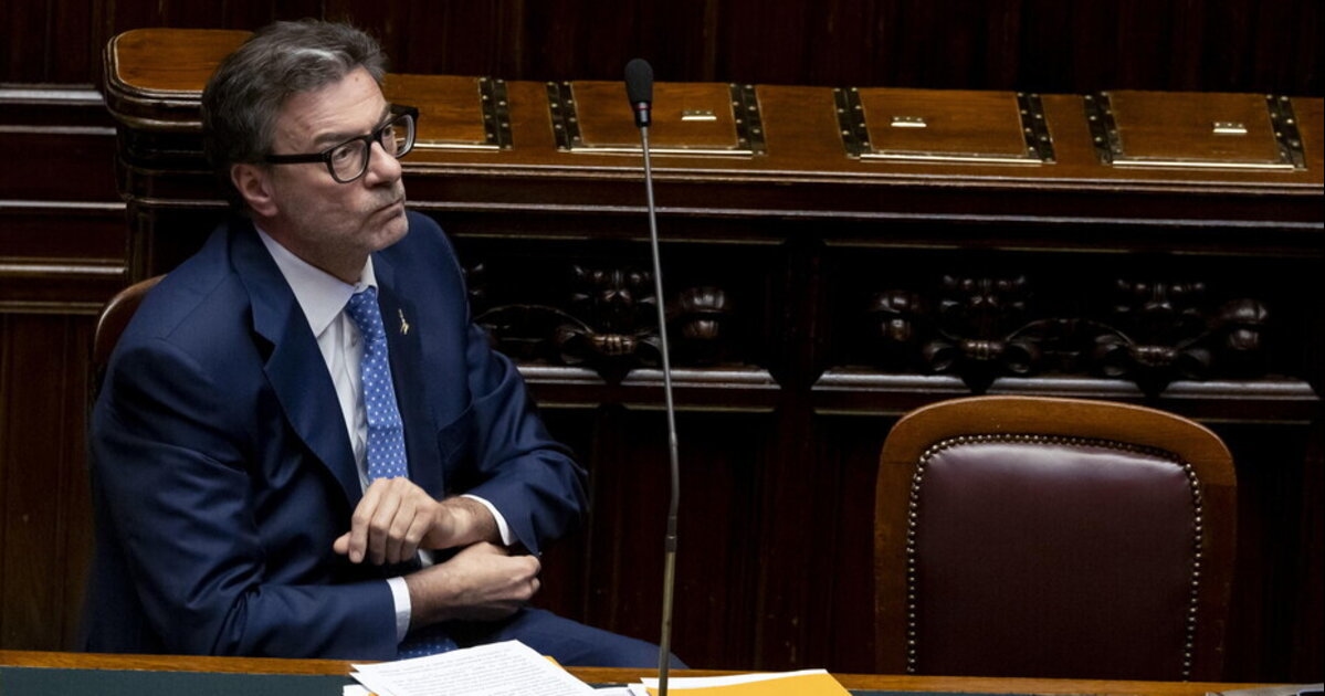Giorgetti deve fechar o orçamento de verão e preservar a confiança do mercado.