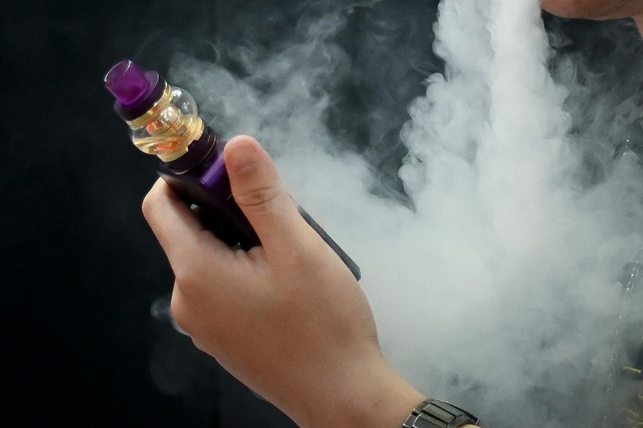 French Polynesia votes to ban e-cigarettes "outright" from 2026