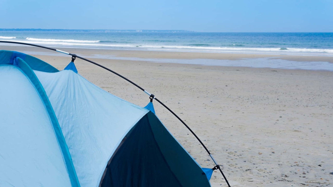 Strandmuschel-Vergleich: Top-Strandzelte für 2026 - teilweise schon reduziert!