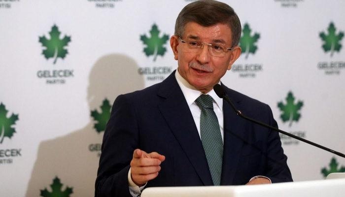 Sosyal medya hesabından duyurdu! Gelecek Partisi'nde istifa şoku! 2 vekil Davutoğlu ile görüşüp görevi bırakacak