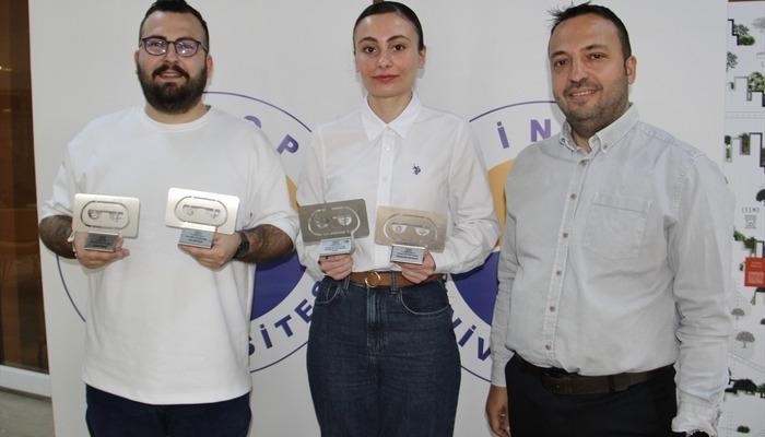 Estudiantes universitarios desarrollan un modelo de batería que puede producirse a partir de residuos nucleares
