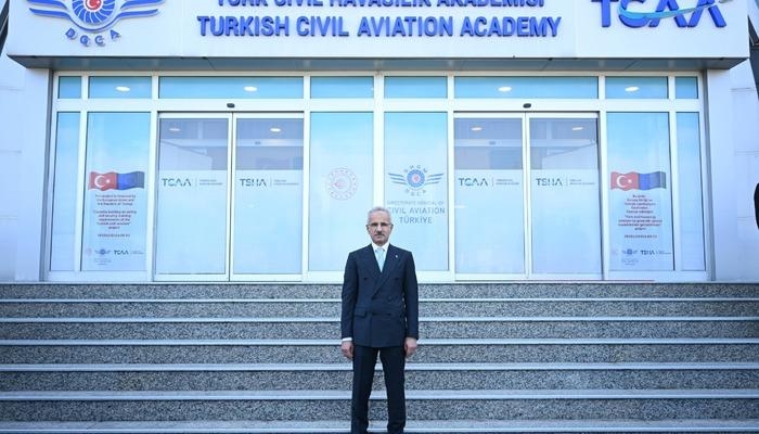 Neuer Termin für Pilotenlizenzprüfungen! Minister Uraloğlu kündigte an: Beginn am 15. August