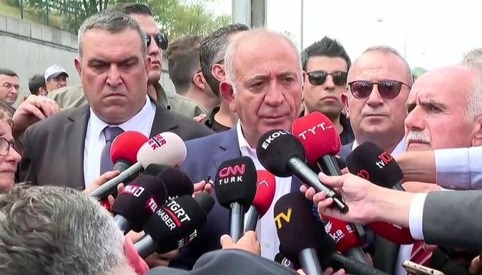 Respuesta de Gürsel Tekin al traslado del CHP a la sede provincial: "Vendré mañana a este edificio, este edificio es nuestro".