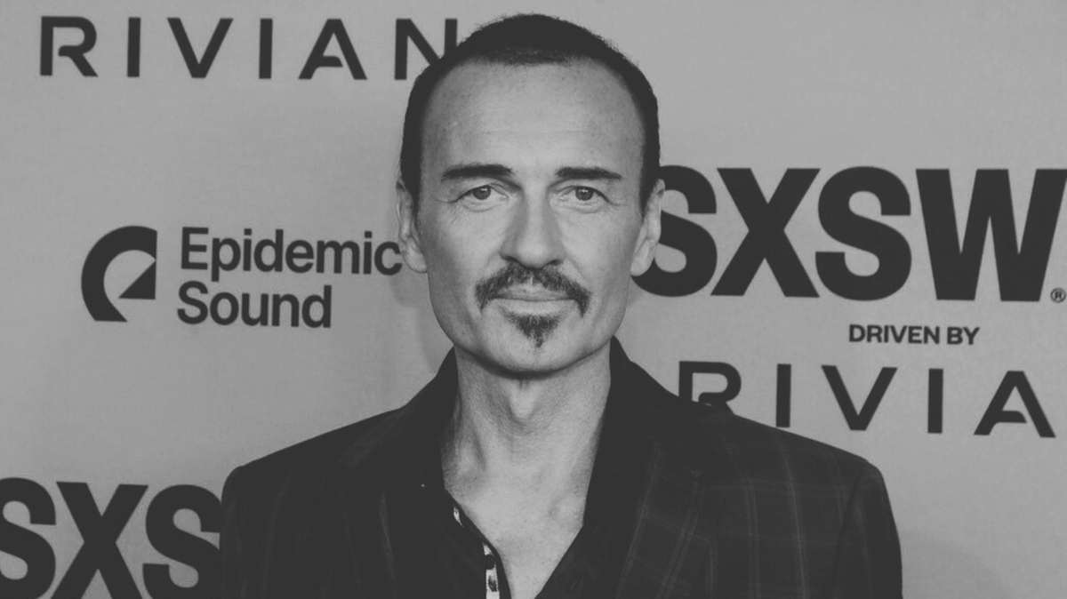 Julian McMahon ha fallecido. La estrella tenía 56 años.