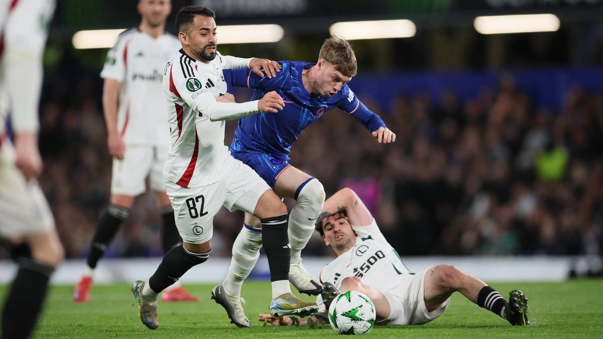 Somente o Legia Varsóvia conseguiu isso! O clube polonês tem algo de que se orgulhar