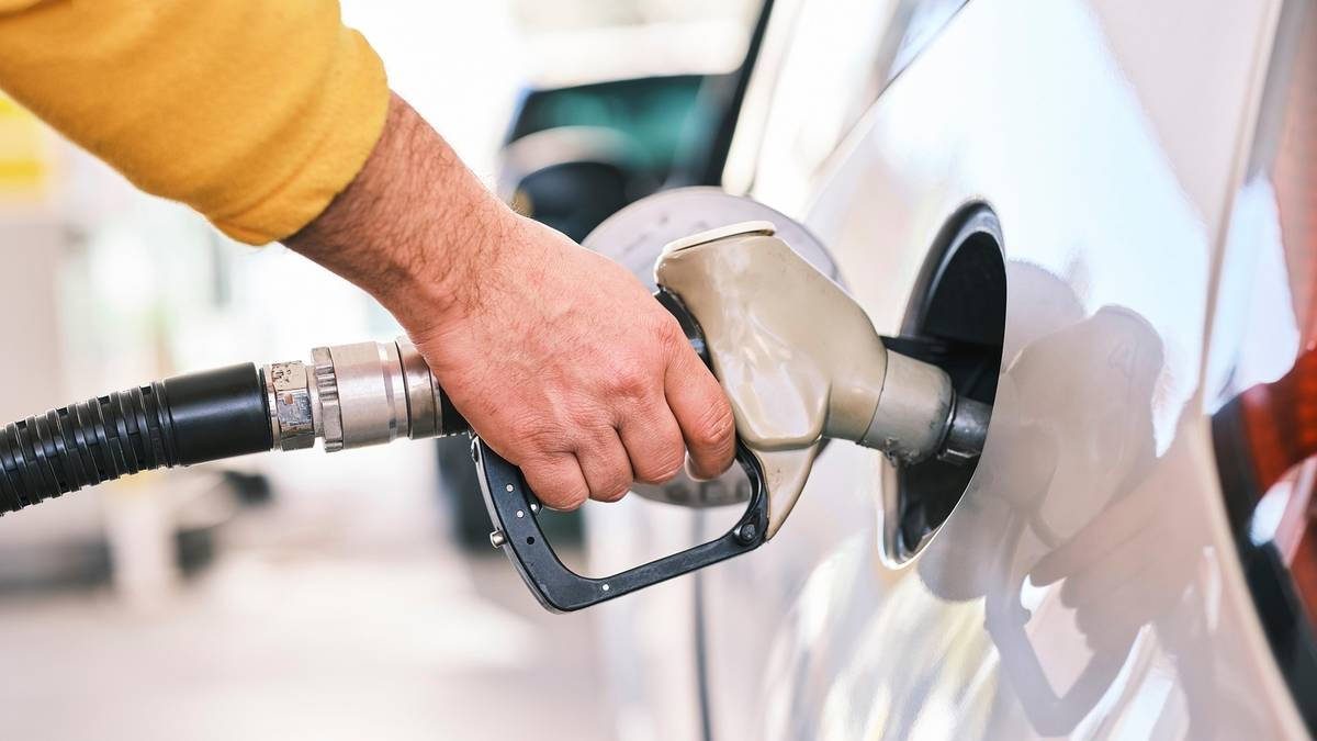 Stai facendo scorta di carburante? Scopri perché potresti perdere più carburante di quanto pensi.