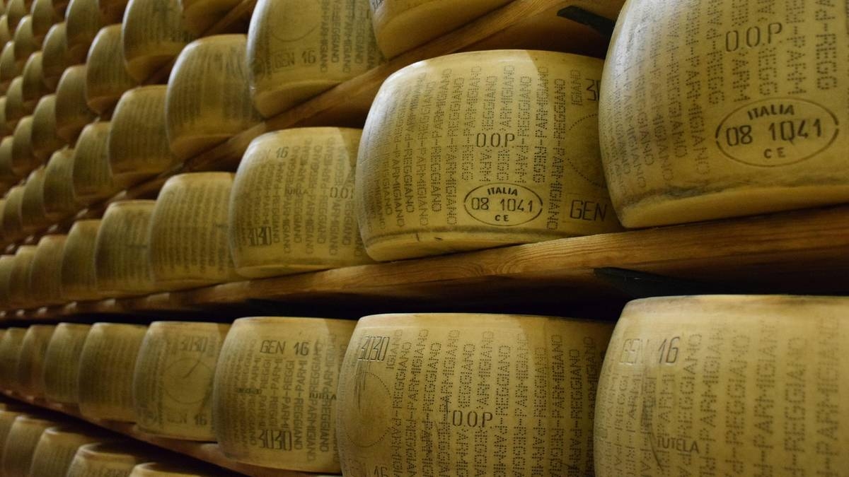 Multa de varios miles por queso equivocado. Restaurador engañó a sus clientes.
