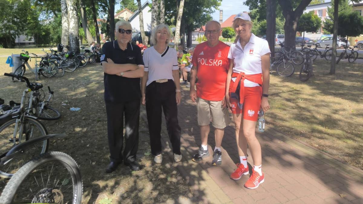 Raduno ciclistico per famiglie a Ostrów Lubelski. Gli atleti olimpici polacchi ispirano le persone attive