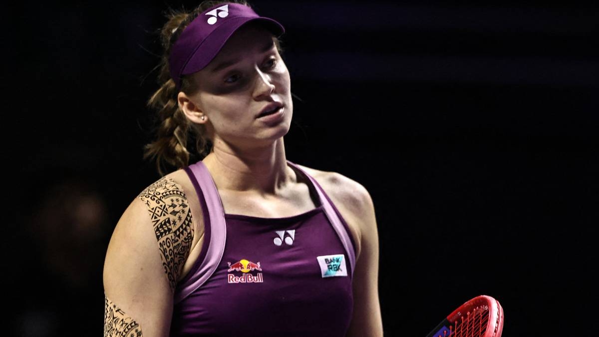 Resultado da partida Rybakina - Pegula. Quem venceu o WTA Finals de 2025?