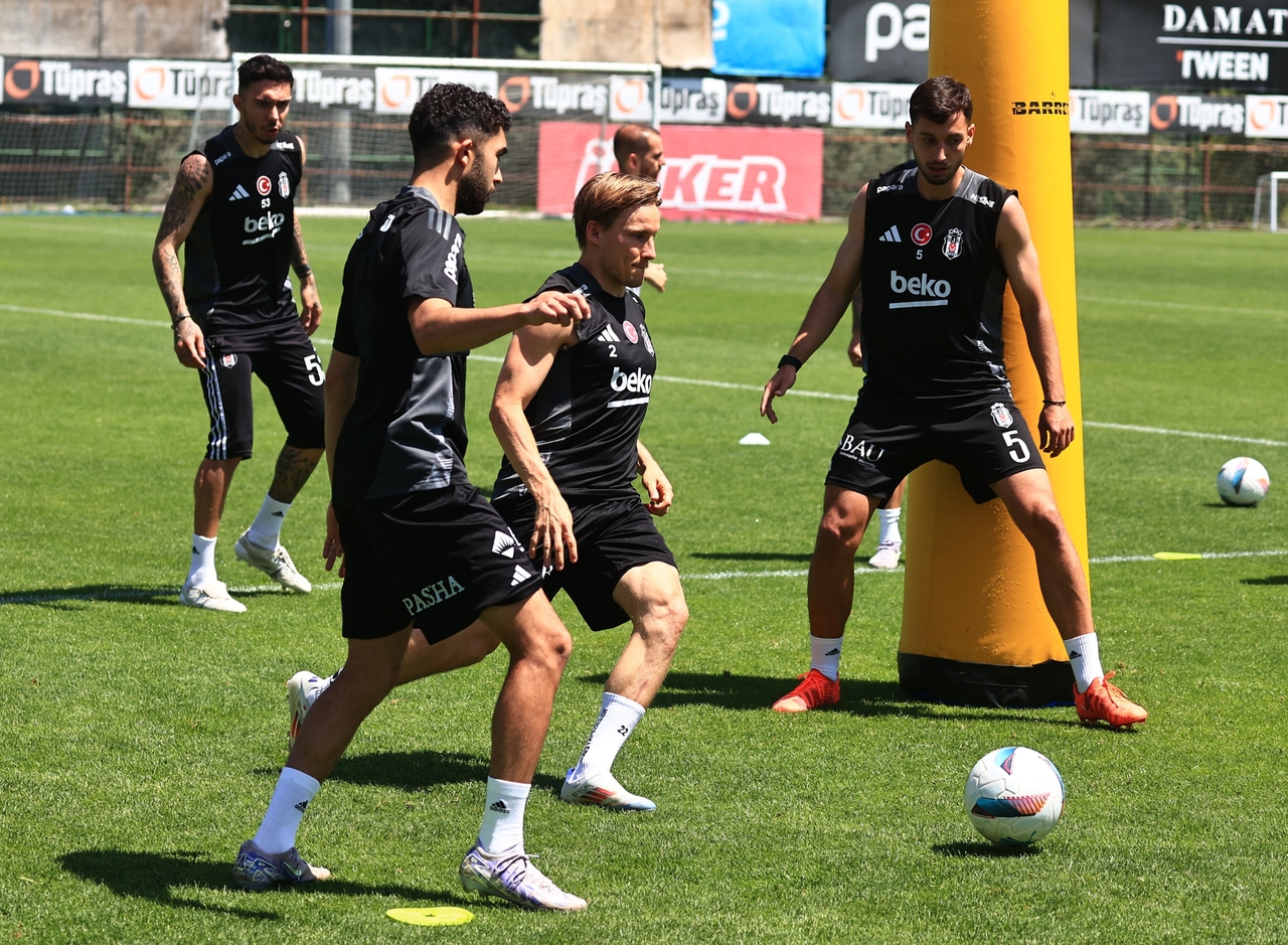 Beşiktaş bereitete sich weiterhin auf das Spiel gegen Rizespor vor