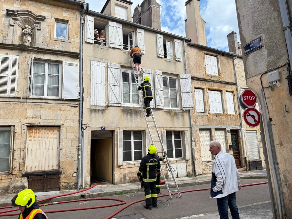 Explosion in a building in downtown Langres