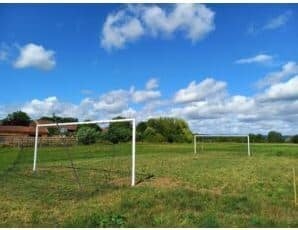Um campo projetado para jogar futebol