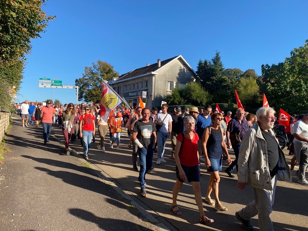 Casi 300 personas se movilizaron en Langres