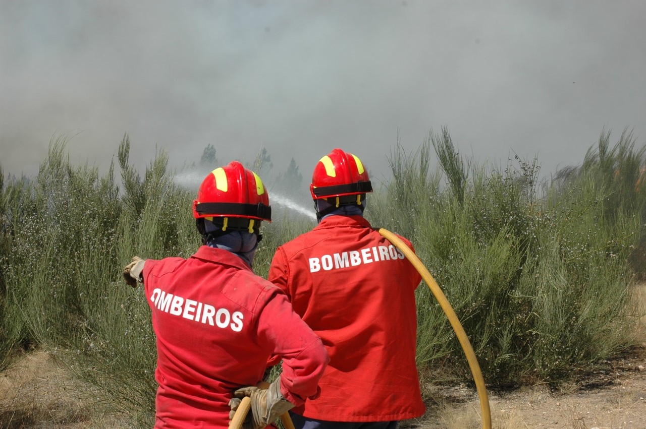 Il vescovo di Guarda esprime la sua vicinanza ai vigili del fuoco feriti e alle popolazioni minacciate dagli incendi