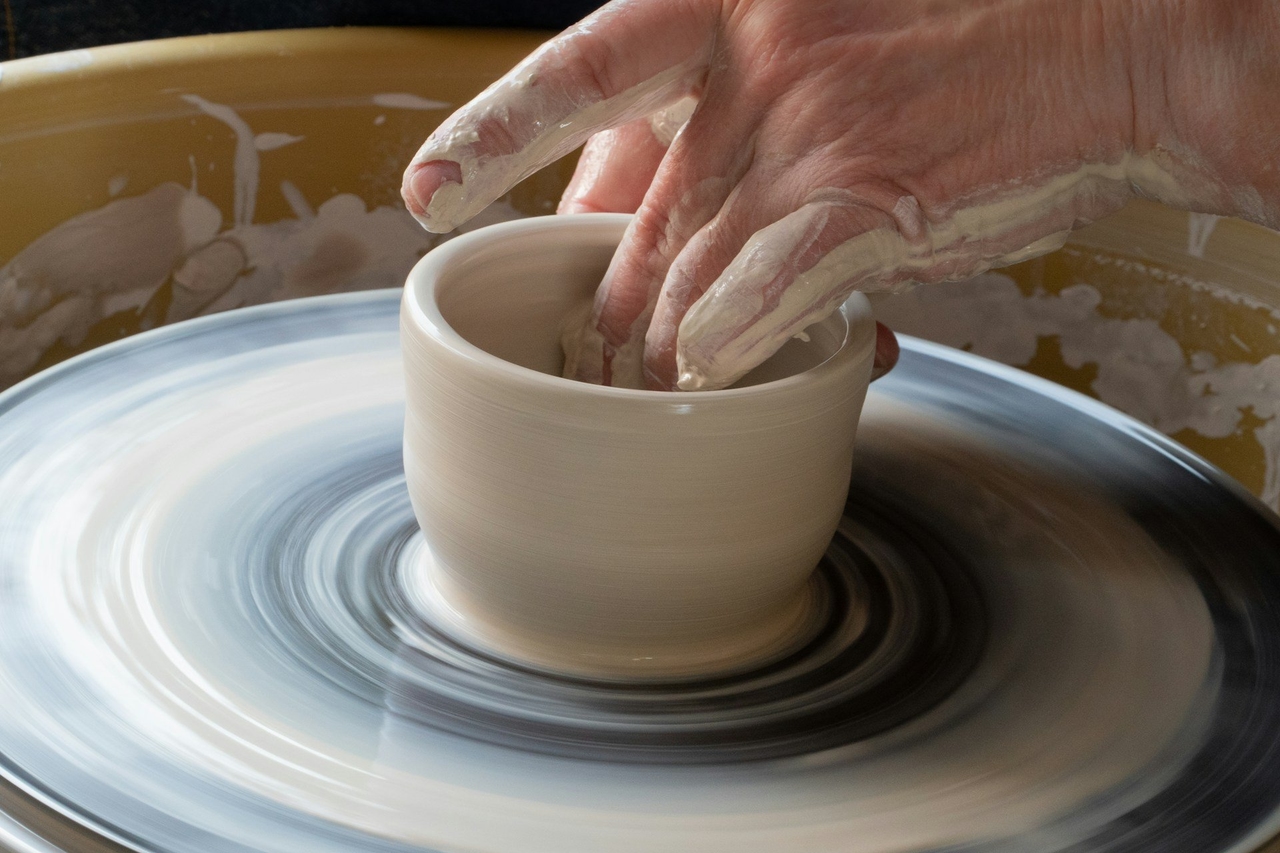 Museu Regional do Algarve recebe workshop de olaria com roda