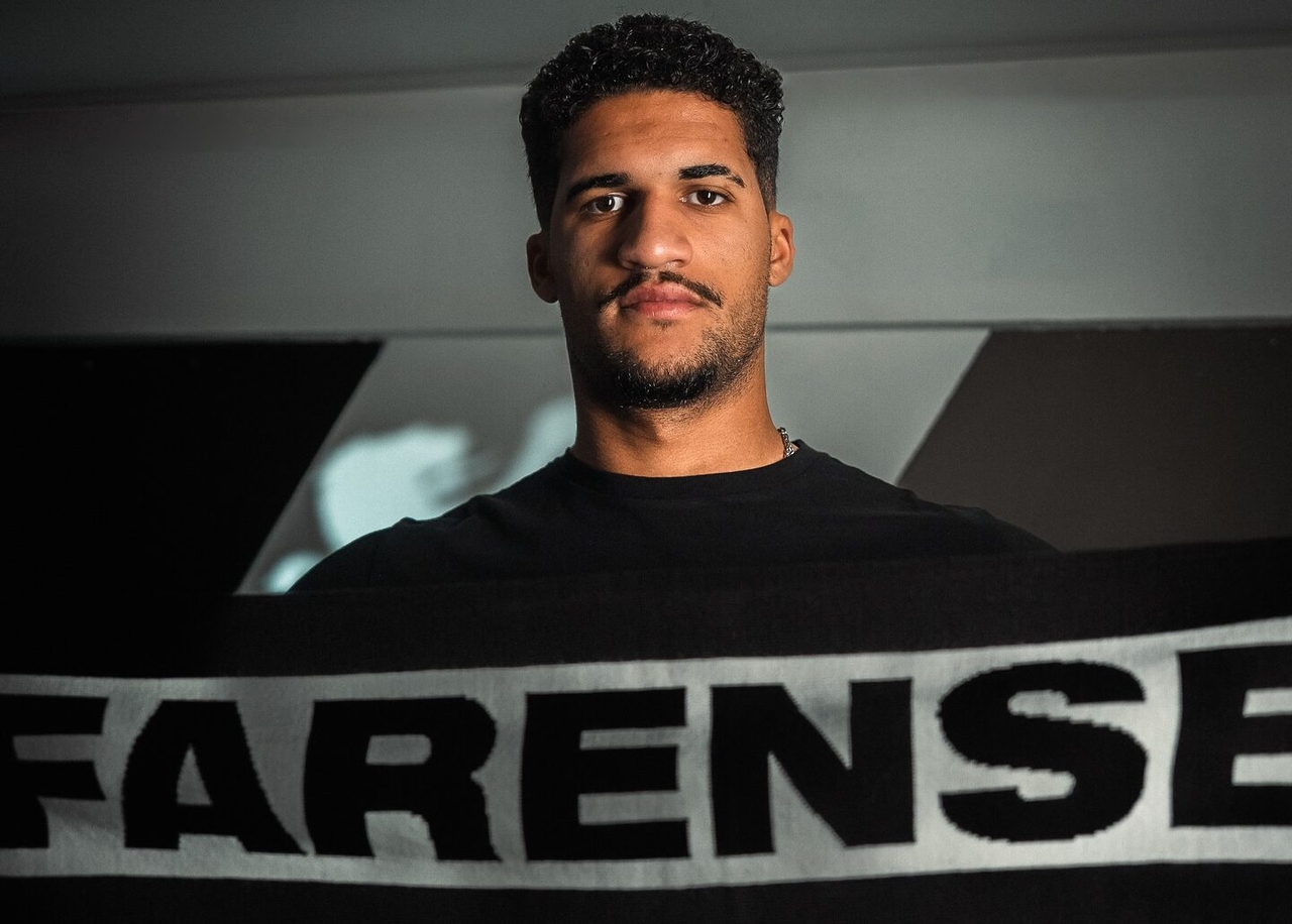 Il centrale Alysson e l'esterno Bruno Almeida rinforzano Farense in prestito dal Santa Clara