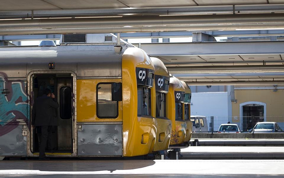 Treinmachinisten wijzen politieke staking bij CP af en geven de regering de schuld van de verstoring van de bevolking