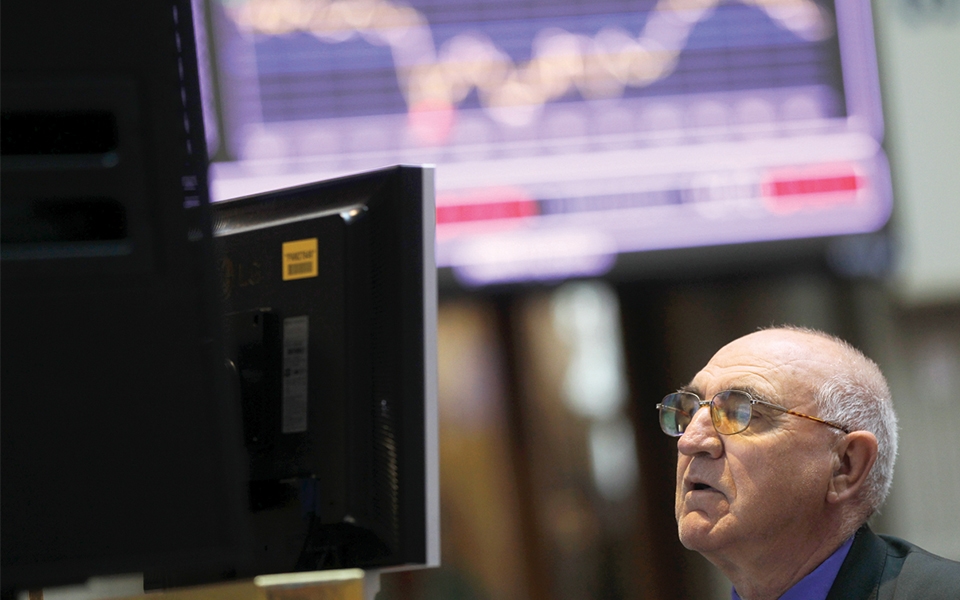Wall Street apre in verde con Lucid in rialzo del 30% grazie al programma robotaxi di Uber