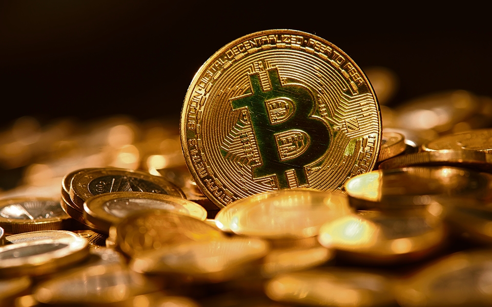 Биткоин достиг нового исторического максимума, превысив $112 000