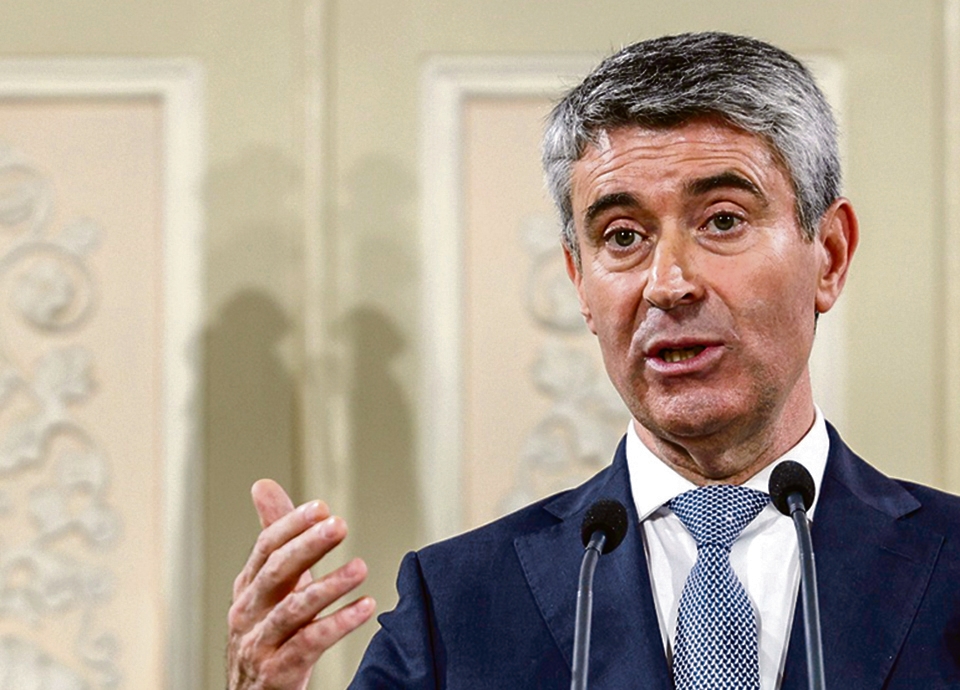 Il PS consente la riduzione di 500 milioni di dollari all'IRS, ma emette avvertimenti all'AD