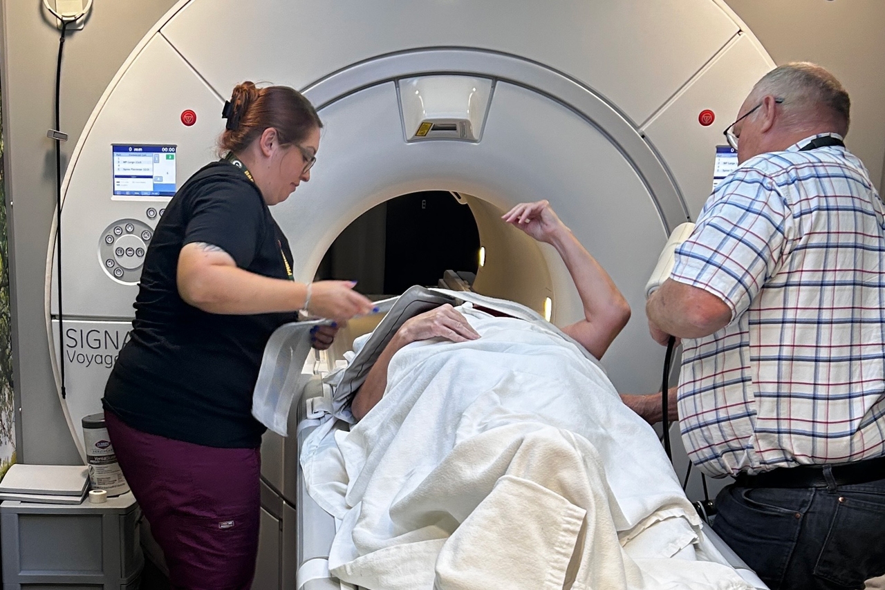 En lugar de vender, algunos hospitales rurales se unen para sobrevivir