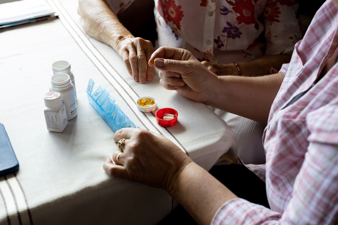 Sandwiched Between Caring for Kids and Aging Parents? Reach Out for Resources