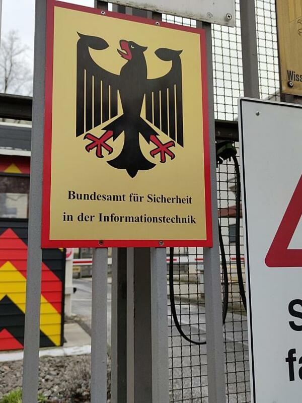 Die Präsidentin des Bundesamtes für Sicherheit in der Informationstechnik (BSI), Claudia Plattner, fordert eine Reform des sogenannten "Hacker-Paragrafen".