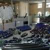 Gli stipendi del Bundestag dovrebbero continuare ad essere adeguati automaticamente ogni anno, o è un approccio sbagliato? Il Parlamento si pronuncerà sulla questione giovedì prossimo.