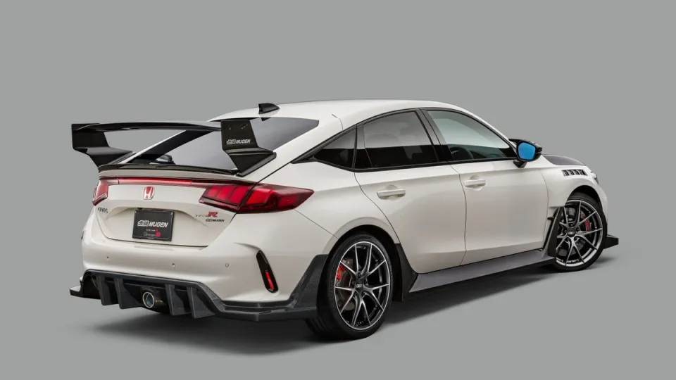 'Kit' da Mugen torna o Civic Type R mais desportivo. O preço impressiona