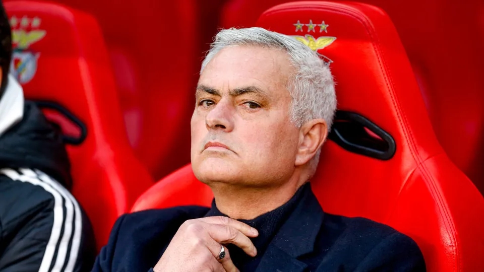 Mourinho tem 'anticorpos' no Real Madrid: "Sabemos o que aconteceu..."