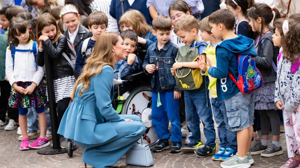 Kate Middleton: O menino que roubou as atenções e a (surper) fã