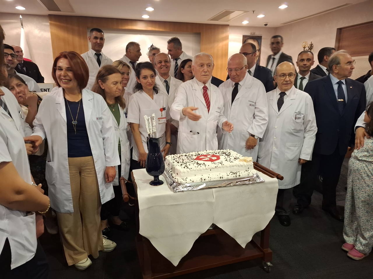 Lei de Transplante de Órgãos entra em vigor há 46 anos: Haberal pede doação de órgãos
