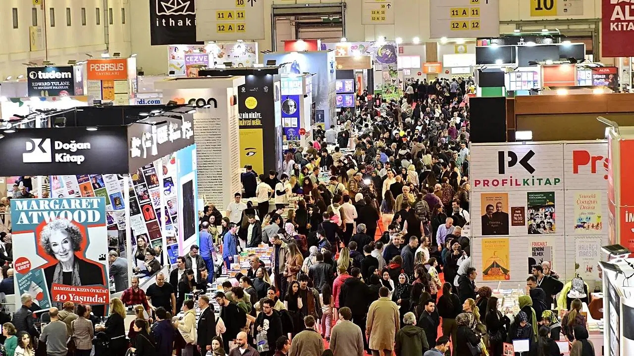 42'inci TÜYAP Uluslarası İstanbul Kitap Fuarı sona erdi: Bir kültür bayramı