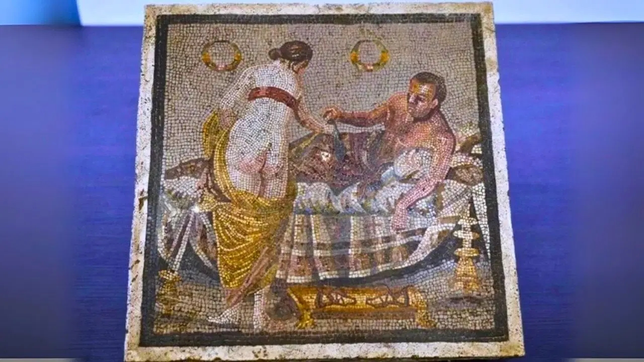 Un mosaico de 2.000 años de antigüedad robado hace 80 años regresa a Pompeya