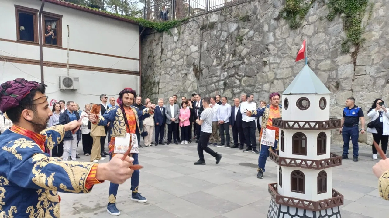Mansur Yavaş, İpek Yolu Kültür Rotası programına katıldı: ‘Tarihimizi koruyoruz’