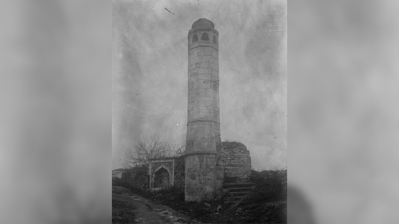 ¡El gobierno que bautizó dormitorios y mezquitas con el nombre de Mimar Sinan se olvida de proteger los monumentos históricos!