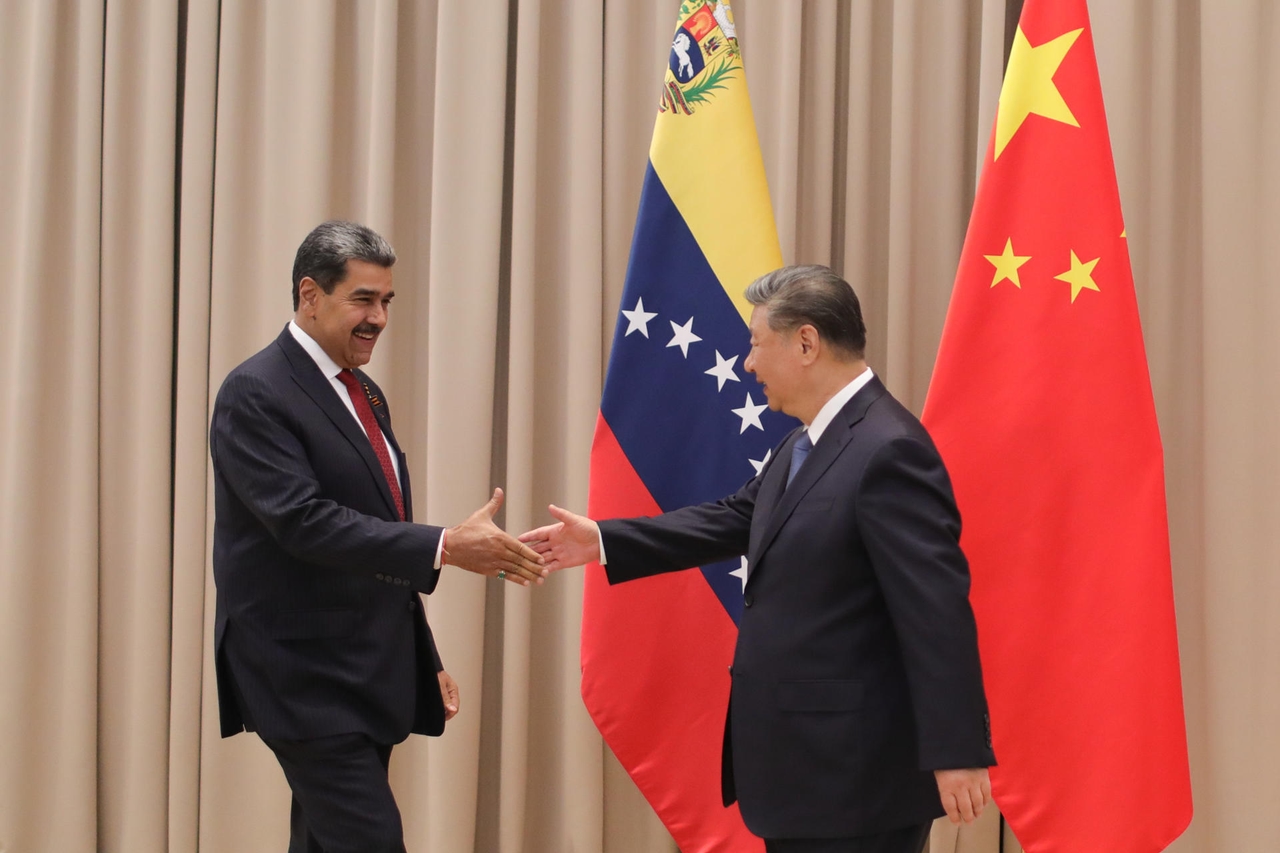 Petróleo da Venezuela é enviado para a China como brasileiro, diz agência
