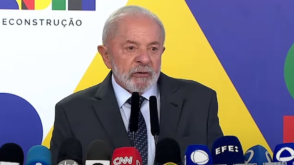 Hükümet, The Economist'in eleştirilerine yanıt verdi ve Lula'nın dünyadan "tartışmasız" saygı gördüğünü söyledi