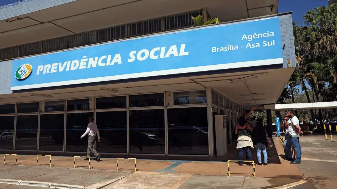 STF tira de pauta processo com impacto estimado no INSS de R$ 419 bilhões