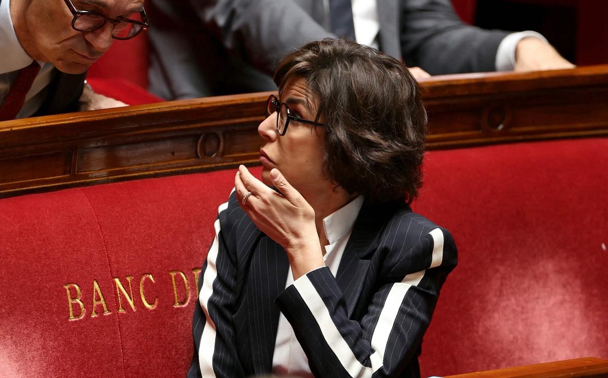 "Que el gobierno se doblegue": llamamiento a una huelga indefinida en France Télévisions, al igual que en Radio France.