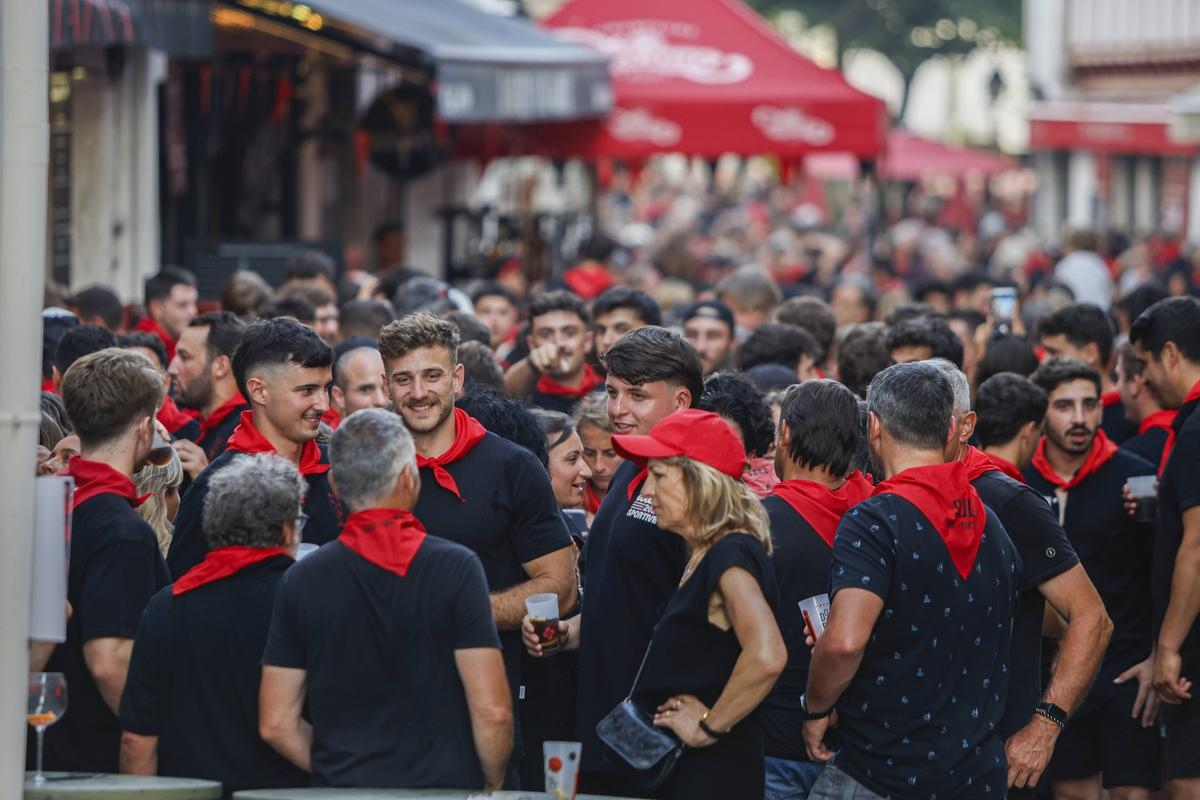 Feste di San Giovanni a Saint-Jean-de-Luz: sempre più gente, “ma bella gente”!