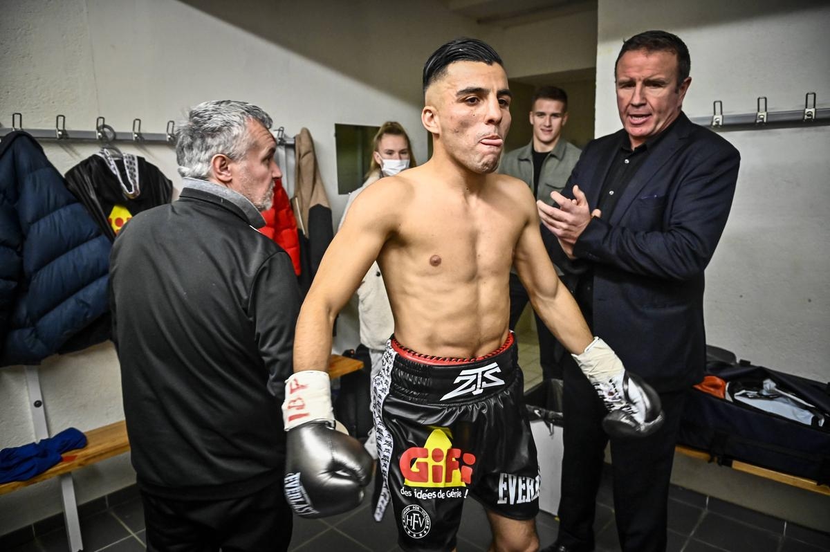 Boxe inglês. Um gancho decisivo para Samir Ziani, de Villeneuve