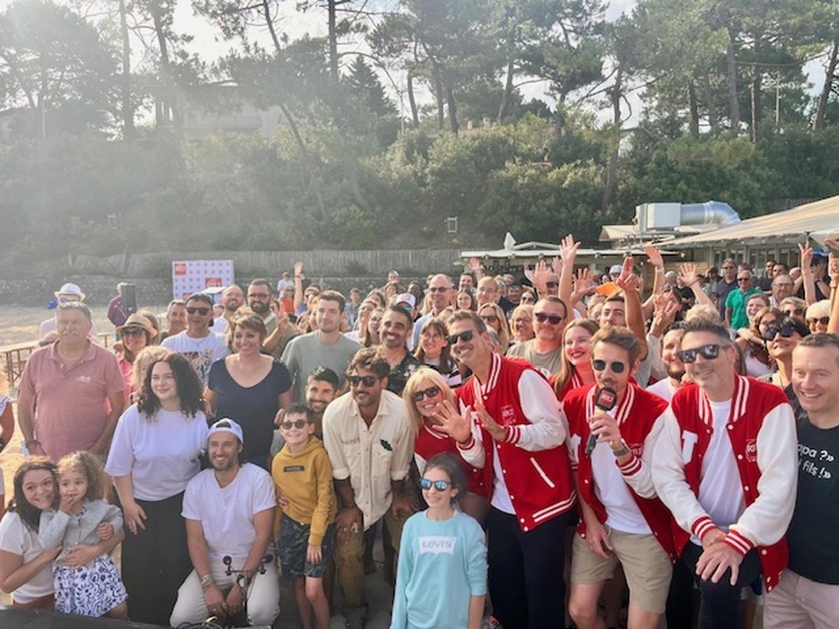 Baía de Arcachon: o episódio final do "Duplo Expresso" da RTL2 com Jérémy Frérot e Superbus na praia