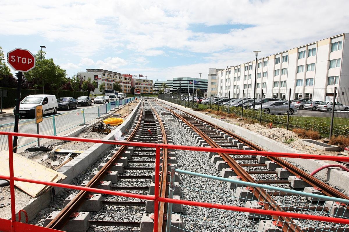 W Bordeaux prace nad rozbudową linii tramwajowej osłabiły most: Rada Stanu kończy spór