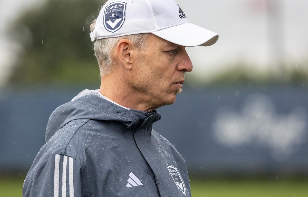 Girondins de Bordeaux. Bruno Irles: "A new signing? It could depend on a departure before the end of the transfer window."