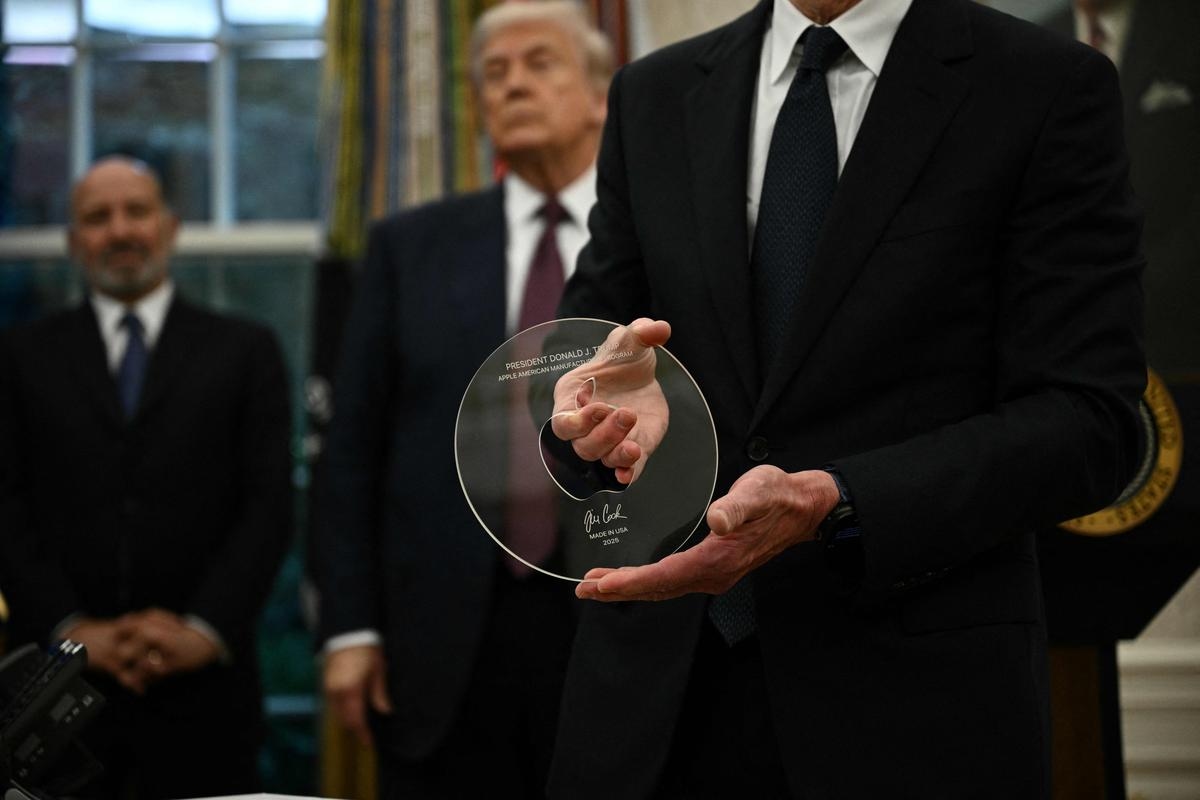 Altın, kraliyet mektubu, Nobel Ödülü... Güçlüler Trump'ın gözüne girmeye nasıl çalışıyor?