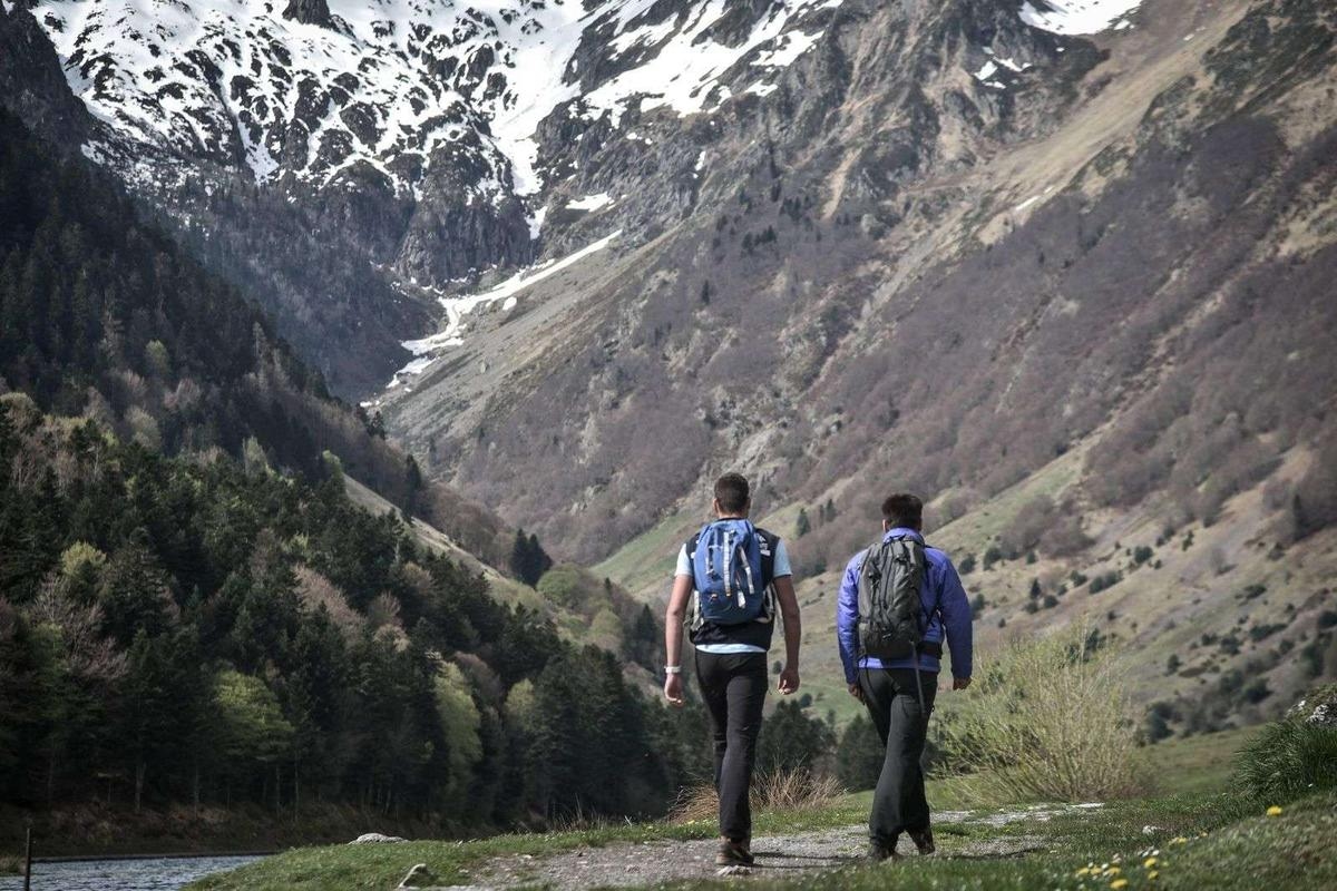 Pyrenees: 89-year-old hiker dies after fall