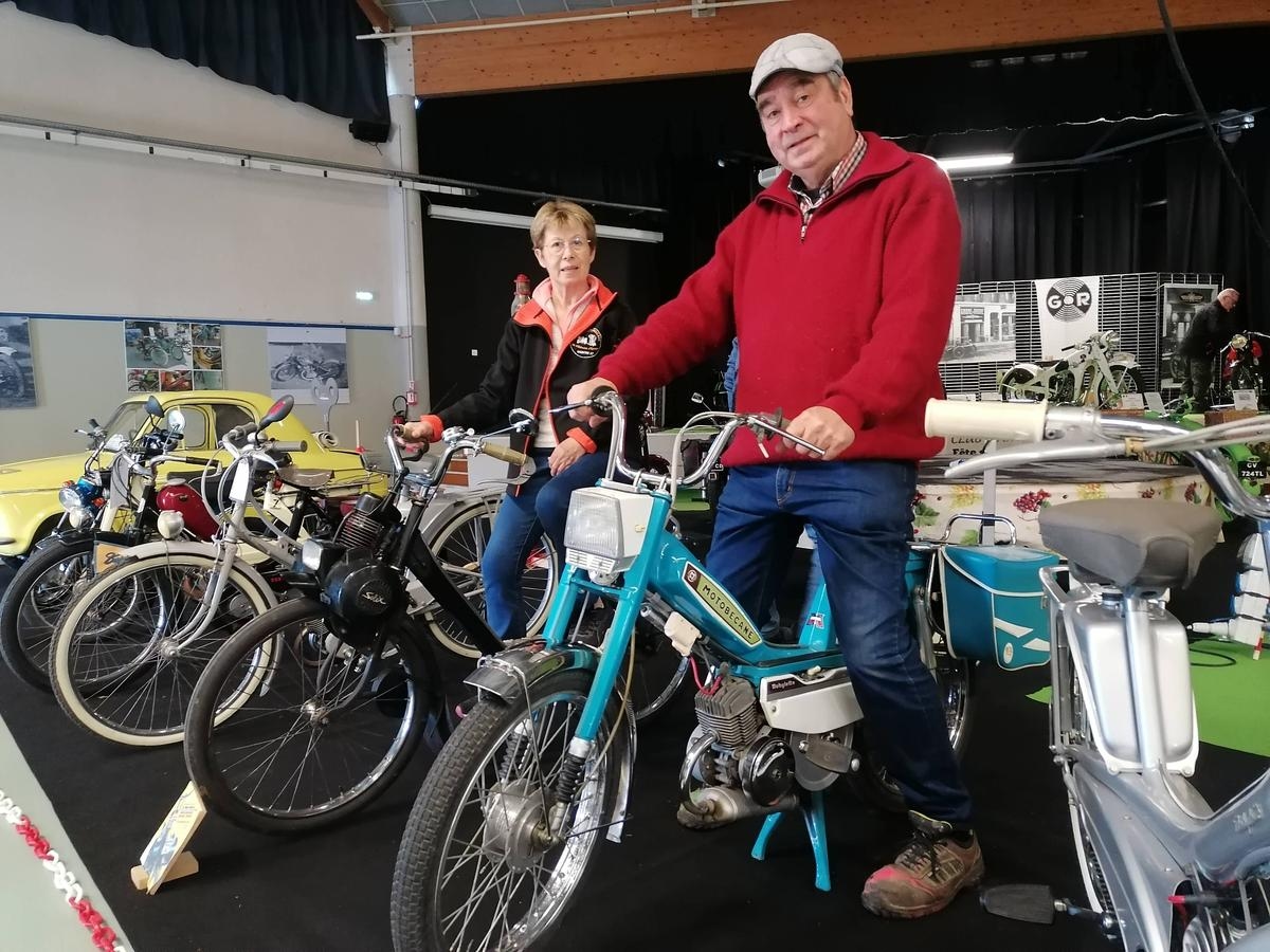 Saintes: i ciclomotori lasciano il segno al Saintongeais Vintage Vehicle Club