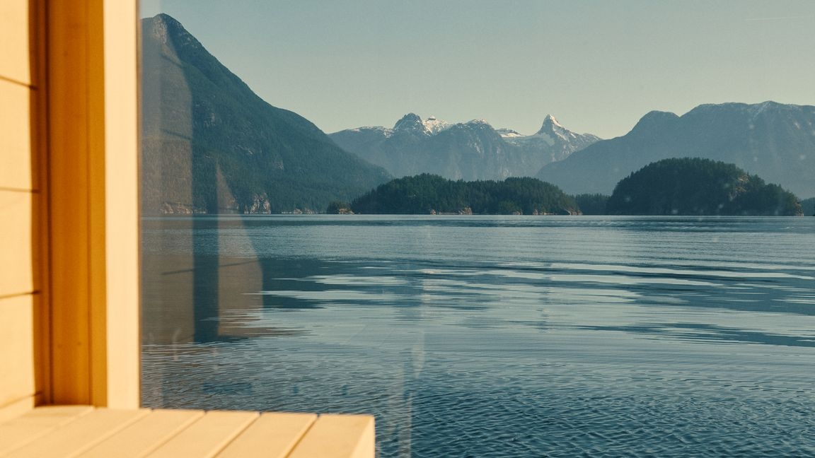 Kontrasttherapie für Frauen: Wie gesund sind Sauna und Eisbad wirklich?