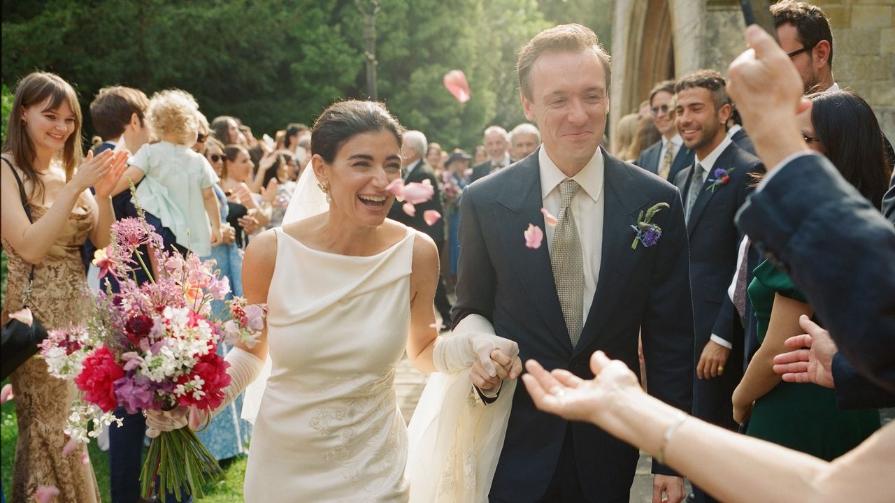 Diese Hochzeit auf dem englischen Land war von "Marie Antoinette" und "Clueless" inspiriert